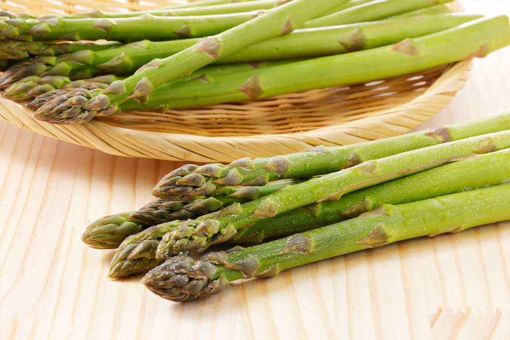 元気をくれる旬の野菜！アスパラガスの栄養素とおいしい食べ方は？