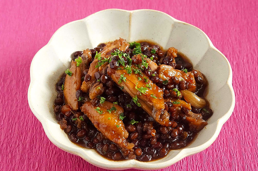 黒千石大豆と鶏肉の杏煮