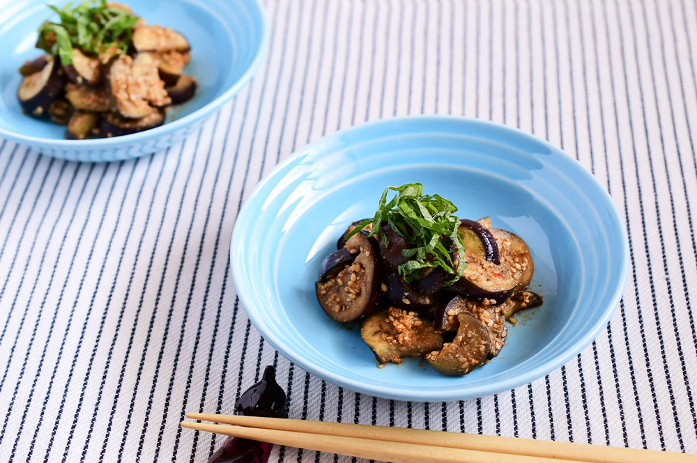 茄子のピリ辛和え物