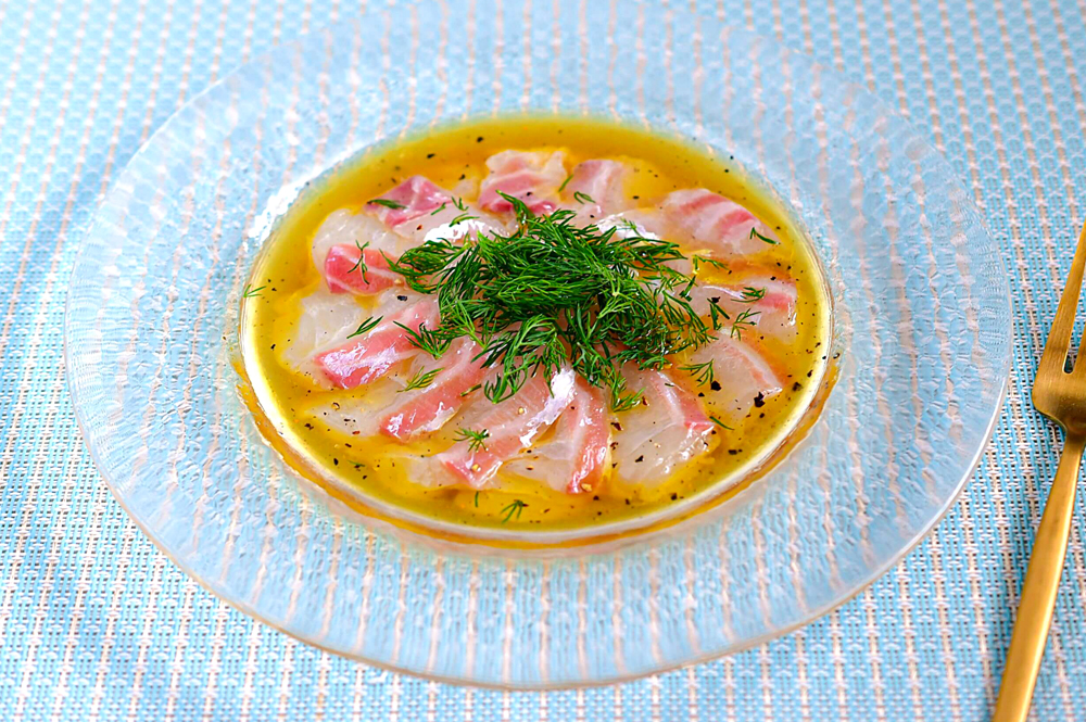 梅風味のカルパッチョ