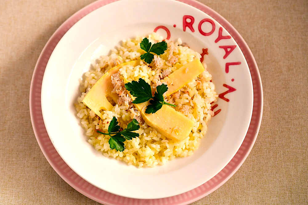 カニとたけのこのパエリア